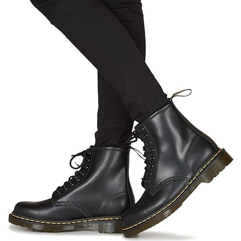 Dr. Martens Air Wair Classic 1460 Women's Black Smooth Leather 8-Eye Boots, Sz 8